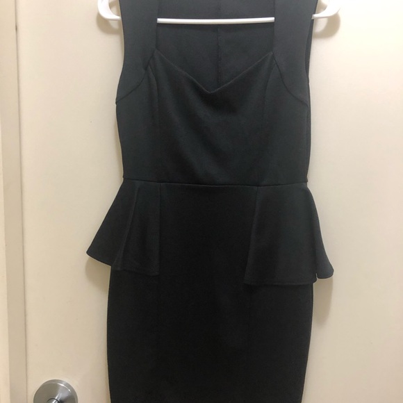 Clothes - Picture 12 of 16